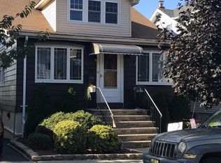 827 Roosevelt Ave, Secaucus, NJ 07094