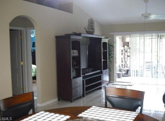 5th image of 1051 Harwood Ave S
