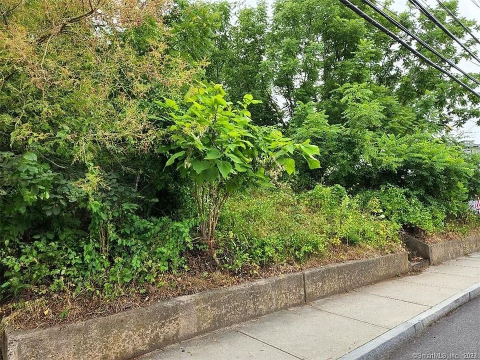 2nd image of 97 N Main St