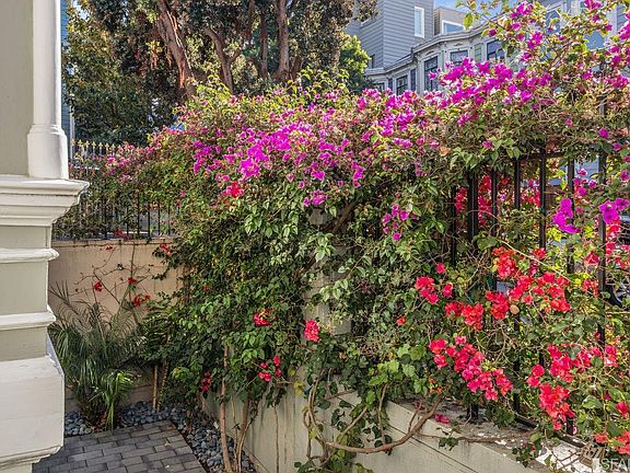 5th image of 13 Eugenia Ave