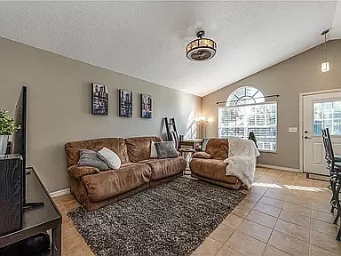 950 Sykes Ct #108 — Photo 3