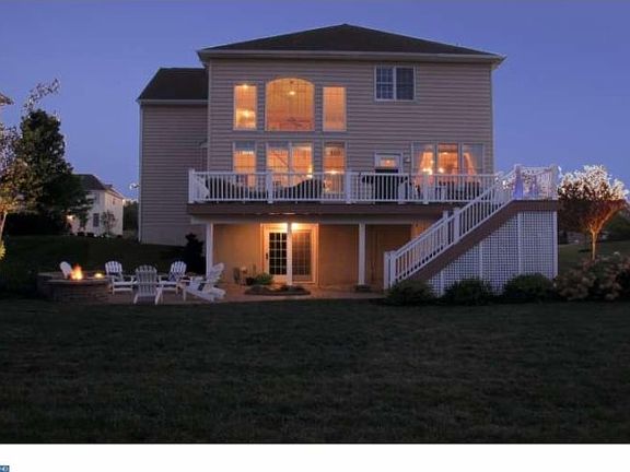 5th image of 4422 Lobella Ct
