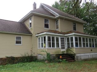 14981 N Uldriks Dr, Battle Creek, MI 49017