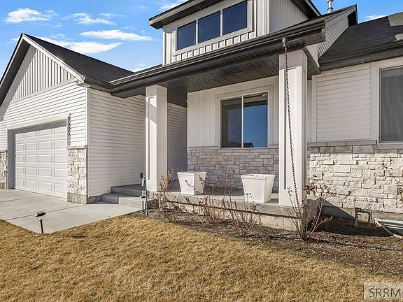 4th image of 2525 E Pinnacle Dr