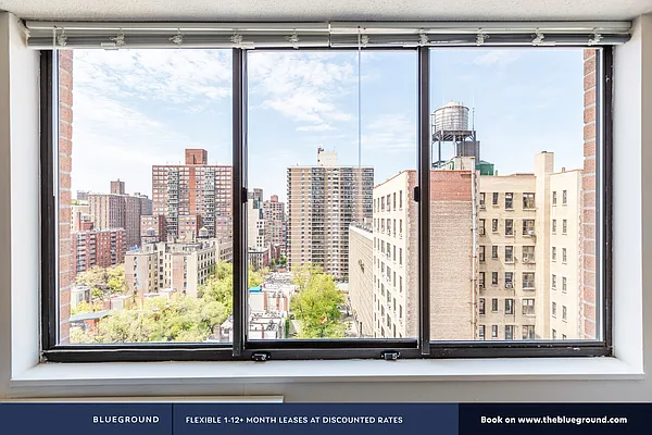 Rented by The Blueground | media 53