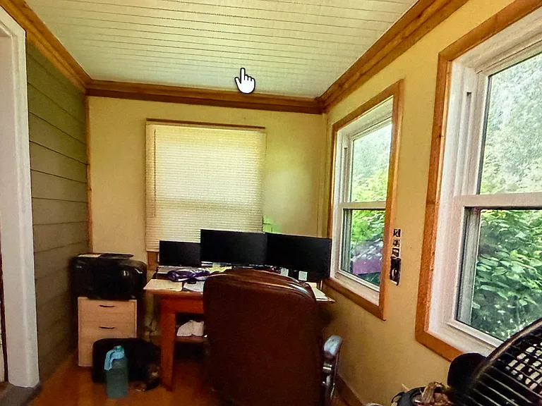 422 Sinclair St — Photo 18