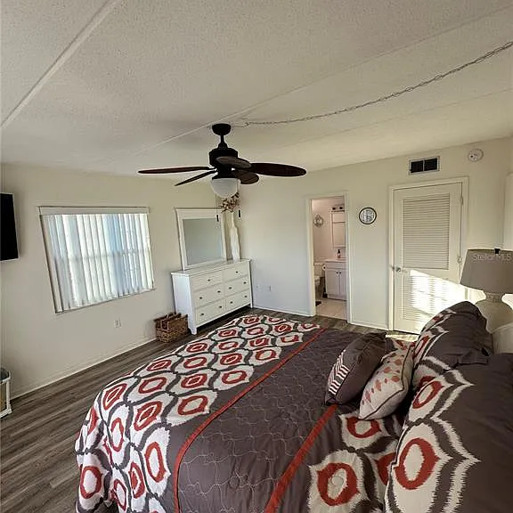 3806 Gulf Of Mexico Dr #C202 — Photo 25
