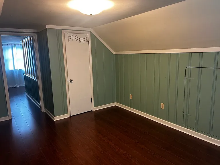 2421 Clarendon Ave — Photo 14