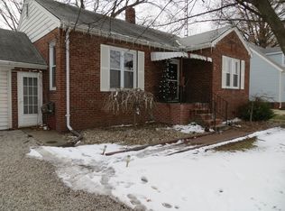 1213 W McCord St, Centralia, IL 62801