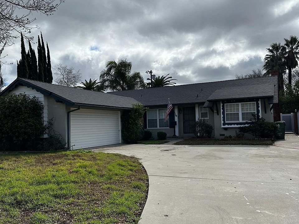 1st image of 20944 Arminta St