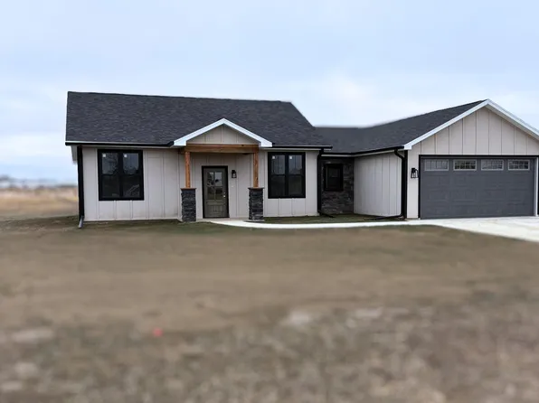 336 Purdue St, Vermillion, SD 57069