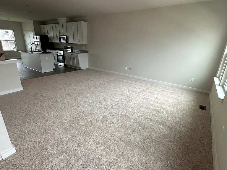 212 Huntwellwest Blvd — Photo 43