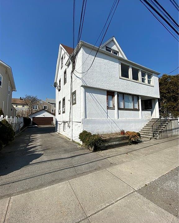 12 Ellsworth Avenue