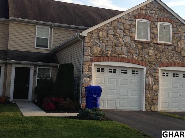 1st image of 407 Eisenhower Dr