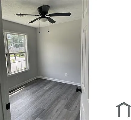5 bed, 3017 sqft, $4,200 — Photo 4