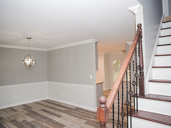 2nd image of 145 White Oak Way