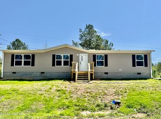 398 Presley Rd, Lexington, TN 38351