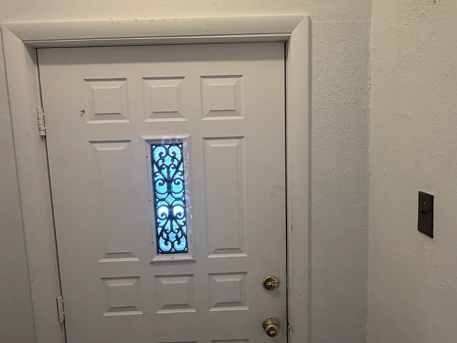 3 bed, 1300 sqft, $975 — Photo 3