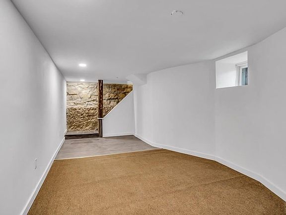 2nd image of 803 Allison Ave