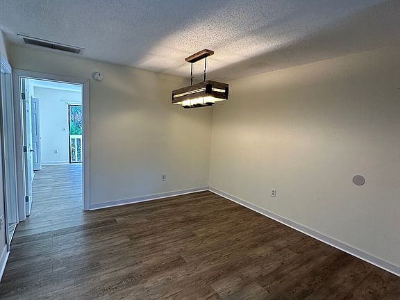 3rd image of 303 Avery Ave Unit B