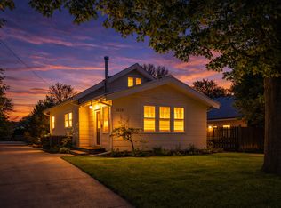 3452 Livingston Ave, Wayzata, MN 55391