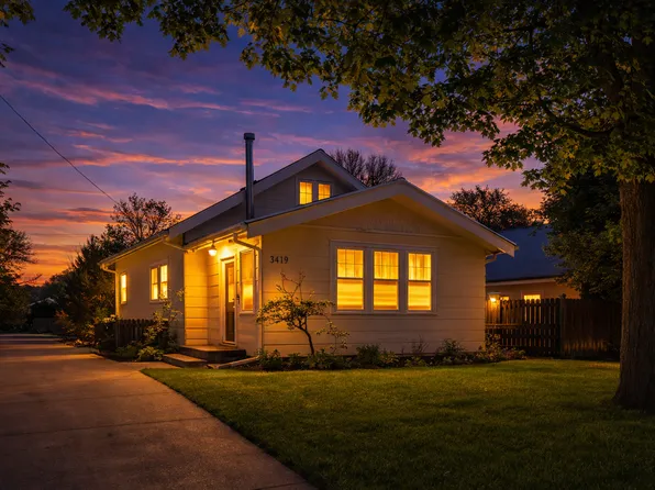 3452 Livingston Ave, Wayzata, MN 55391