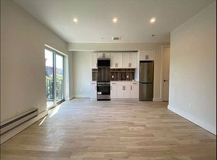 217 Macon St #4B, Brooklyn, NY 11216