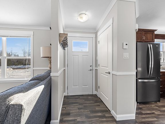 5th image of 1821 Mount Stewart Rd