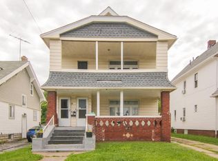 2063 Bunts Rd, Lakewood, OH 44107
