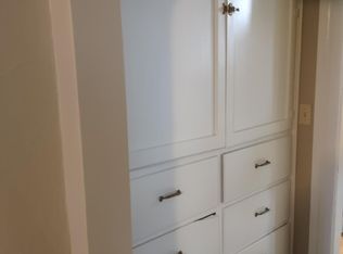 708 Saint Clair St APT A, Manitowoc, WI 54220