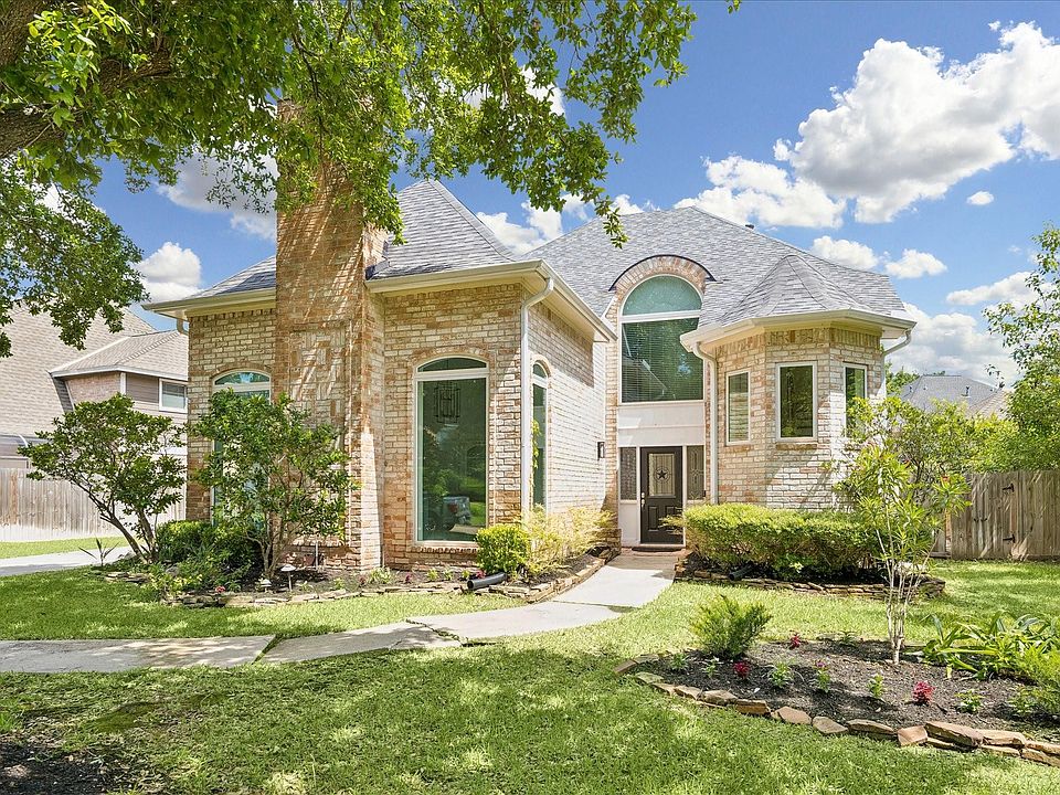 1st image of 17902 Fernbluff Dr