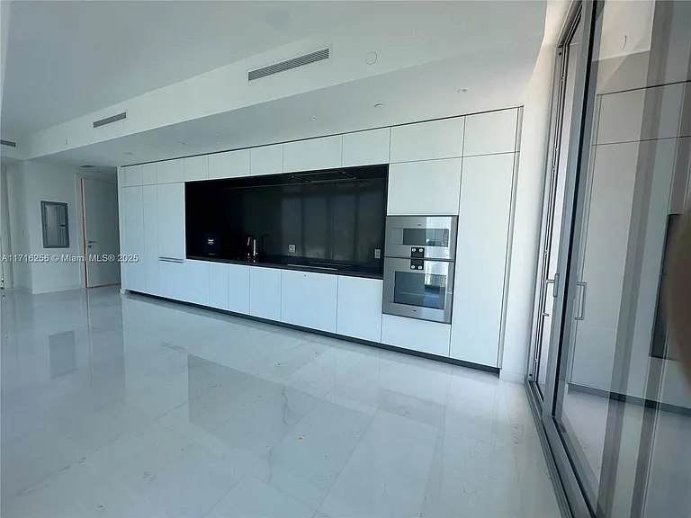 300 Biscayne Boulevard Way #4808 — Photo 5