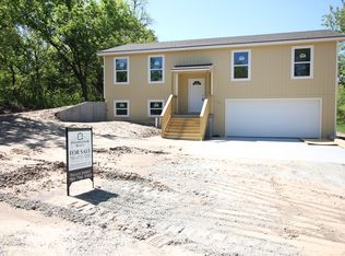 310 Grant Ave, Saint George, KS 66535