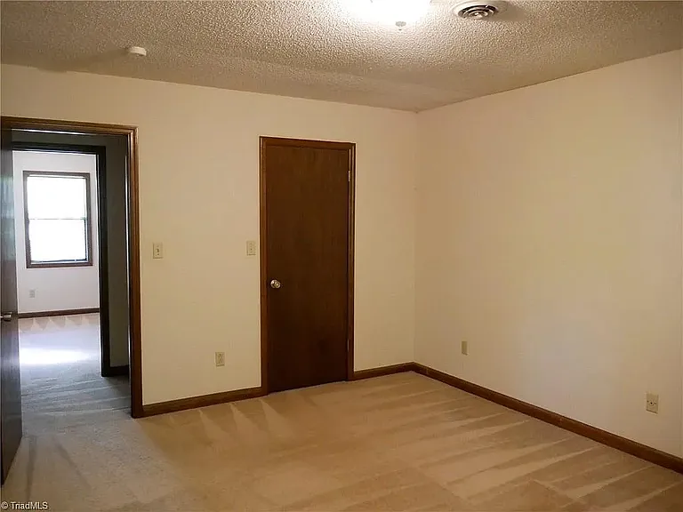 704 Aspen Trl — Photo 7