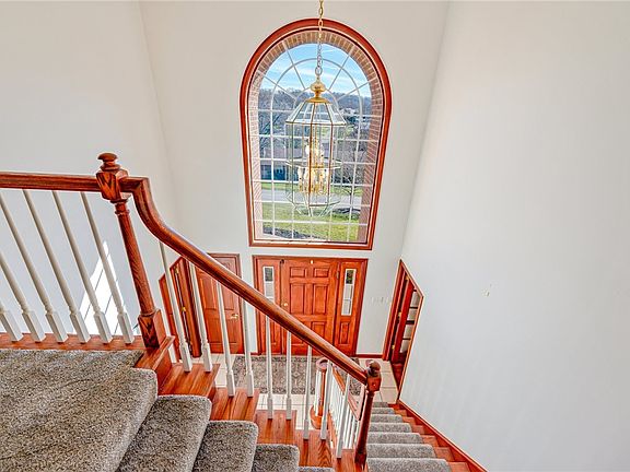 4th image of 105 Dellview Ct