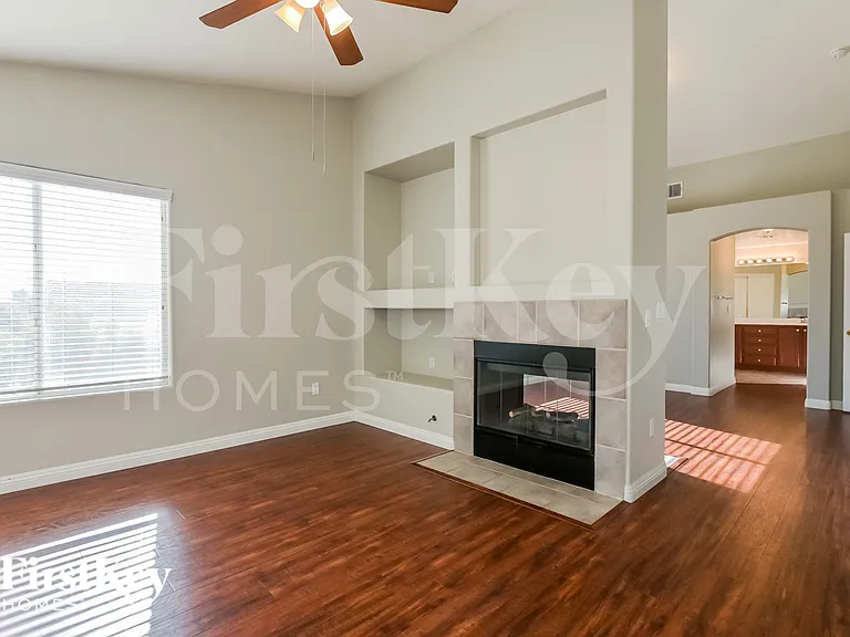 655 Corona Run Ave — Photo 3
