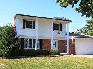 12955 Picadilly Dr, Sterling Heights, MI 48312