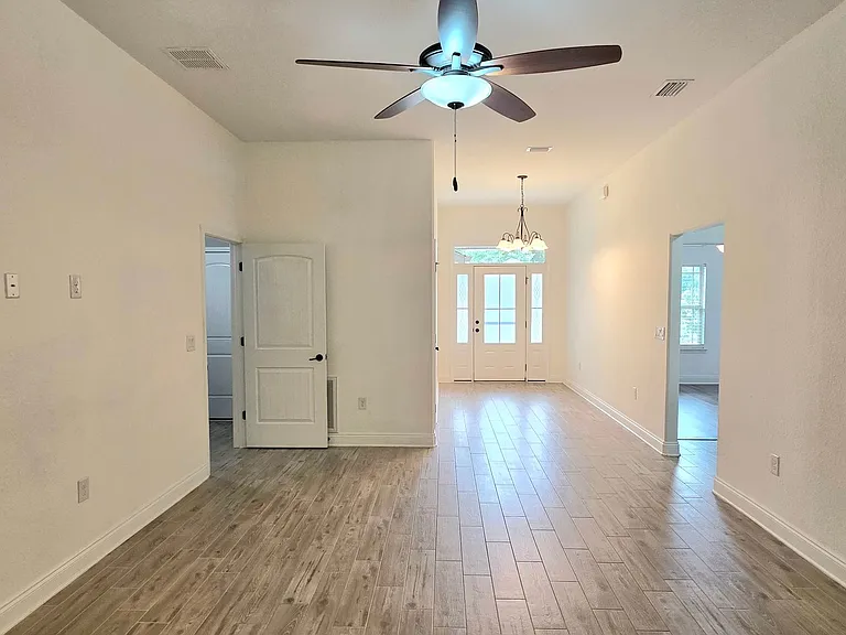 4836 Covenant Cir — Photo 4
