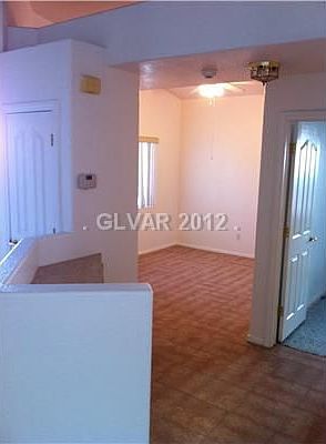 5th image of 8325 Valleybreeze Ave
