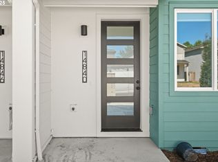 14840 NE Couch St #7, Portland, OR