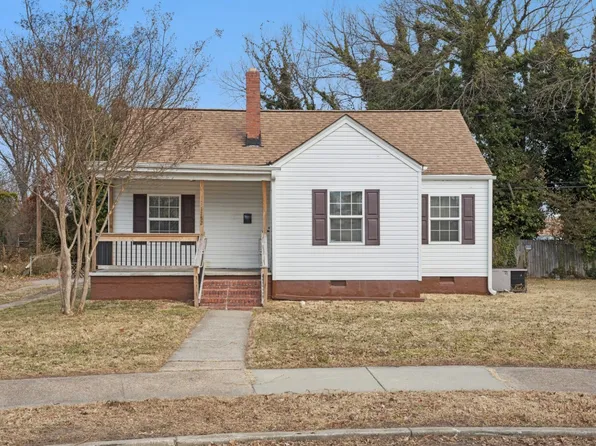 1152 Orcutt Ave, Newport News, VA 23607