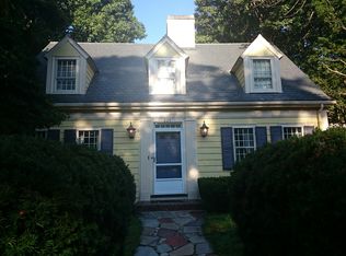 225 Pond Ave, Brookline, MA 02445