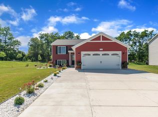 1025 Kenny Brook Ln, Howell, MI 48843