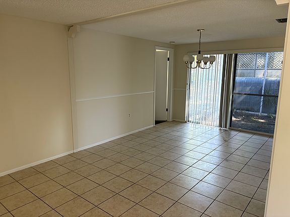 2nd image of 12406 Paddock Ln