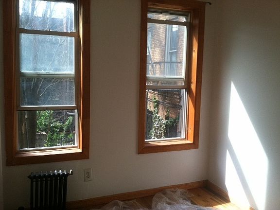 2nd image of 300 S 3rd St #A3dd