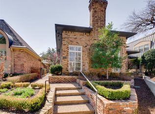 3 Queensview Ct, Dallas, TX 75225