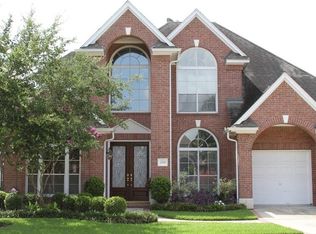2719 Saint Annes Dr, Sugar Land, TX 77479