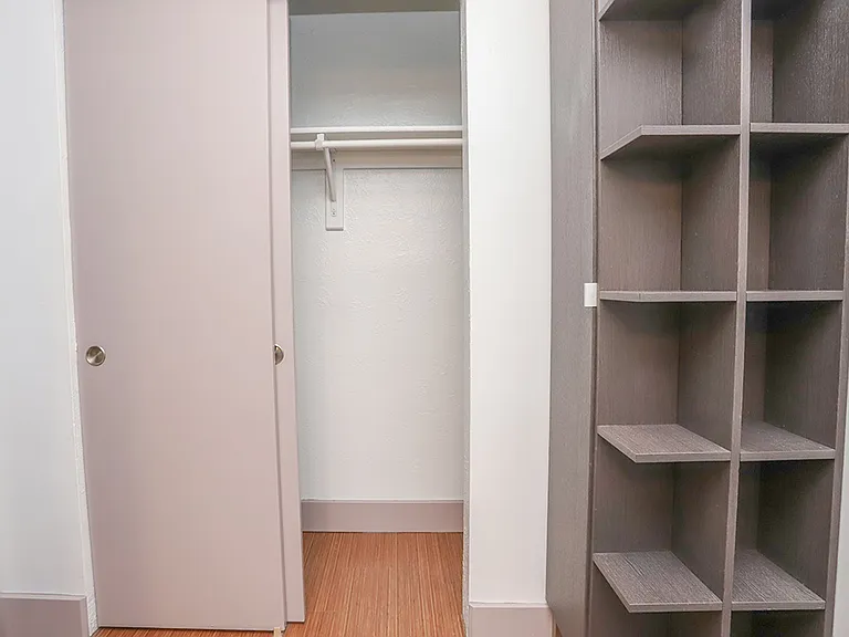 Altair Apartments — Photo 28
