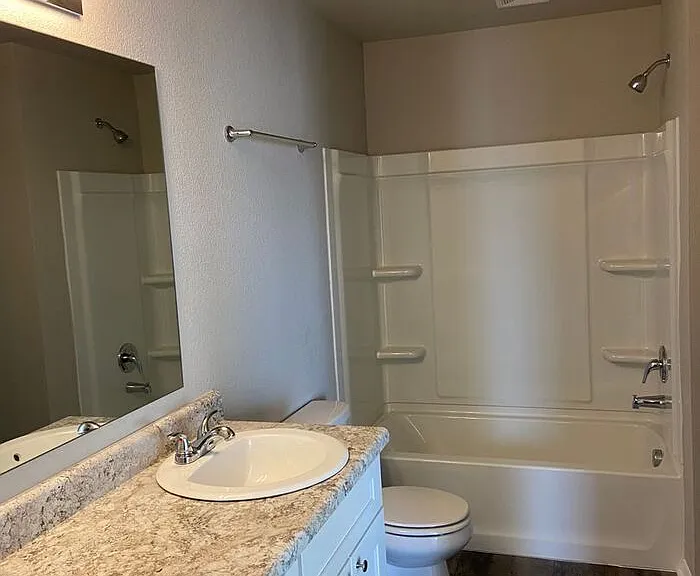 3961 Saddlecrest Dr — Photo 8