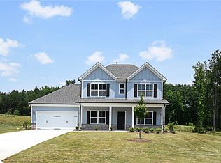 404 Wood Mist Ln, Fountain Inn, SC 29644